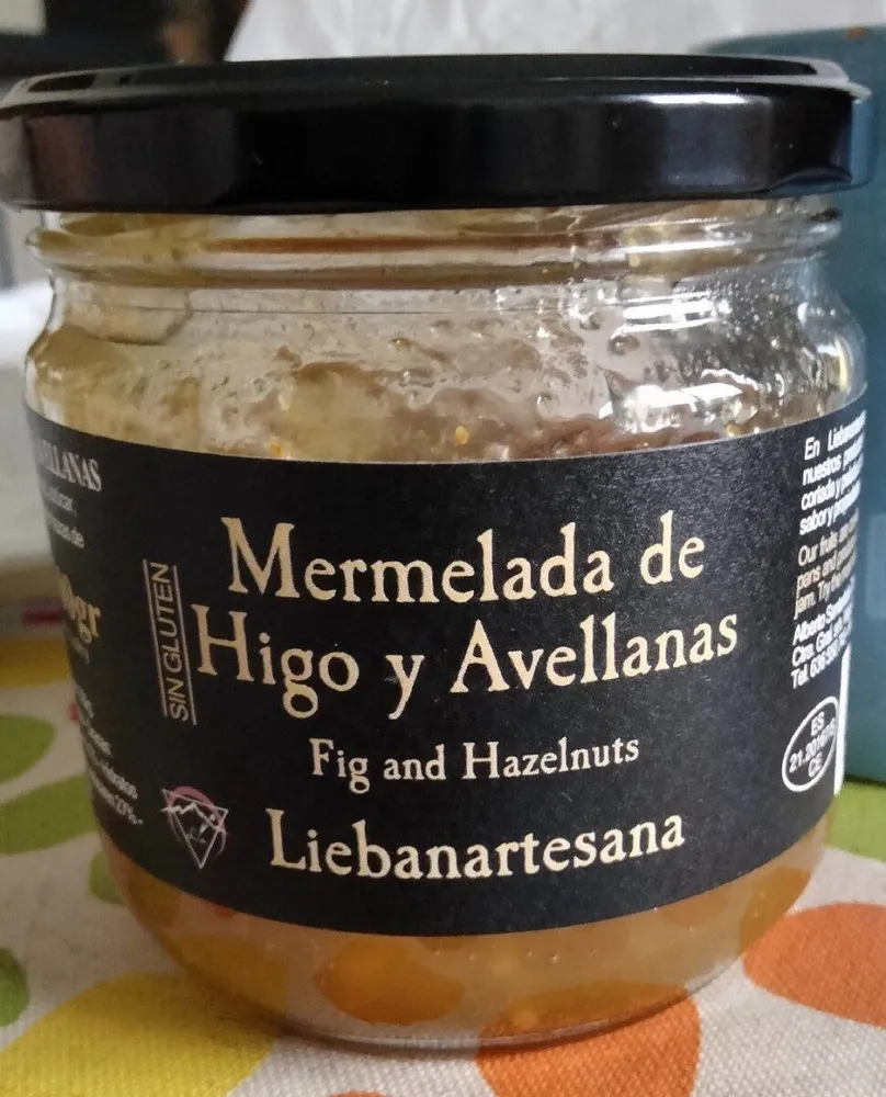 Mermelada de higo y avellanas