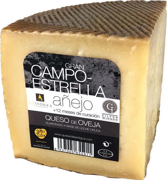 Queso añejo de oveja elaborado con leche cruda