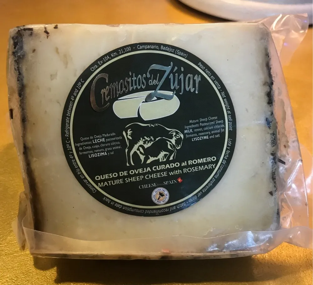 Queso de oveja curado al romero