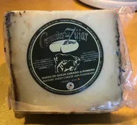 Queso de oveja curado al romero