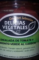 Ensalada de tomate y pimiento verde al carbón