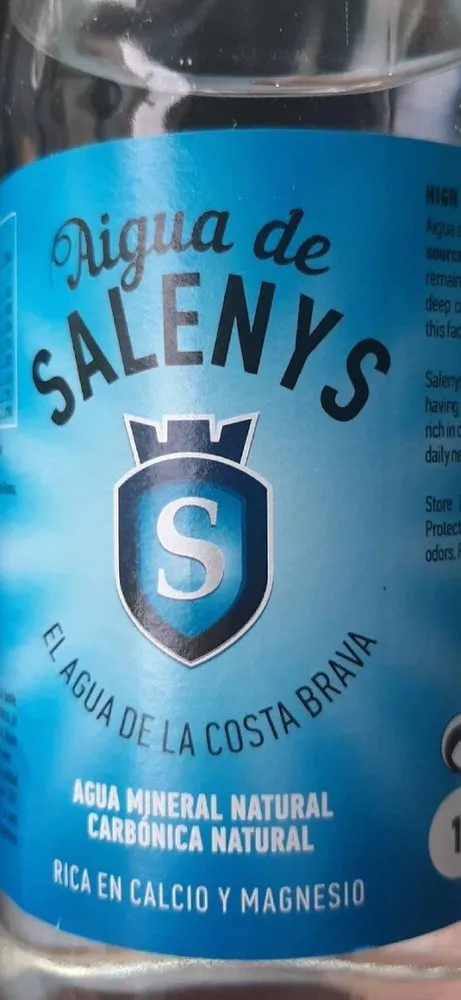 Aigua de Salenys agua mineral natural carbónica natural