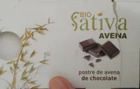 Postre de avena de chocolate