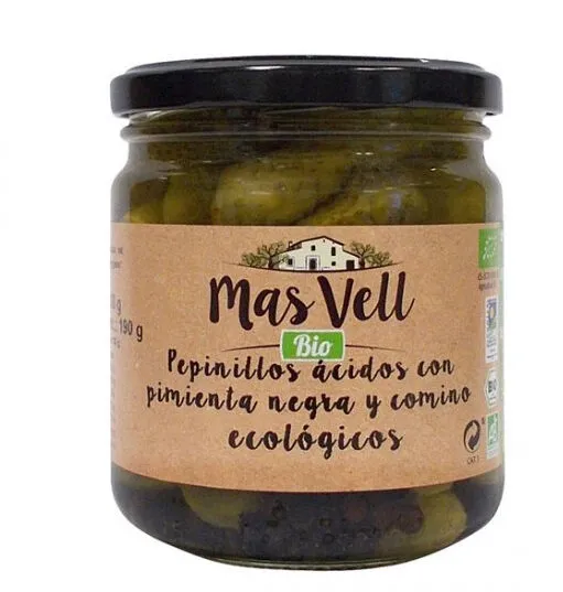 Pepinillos ácidos con pimienta