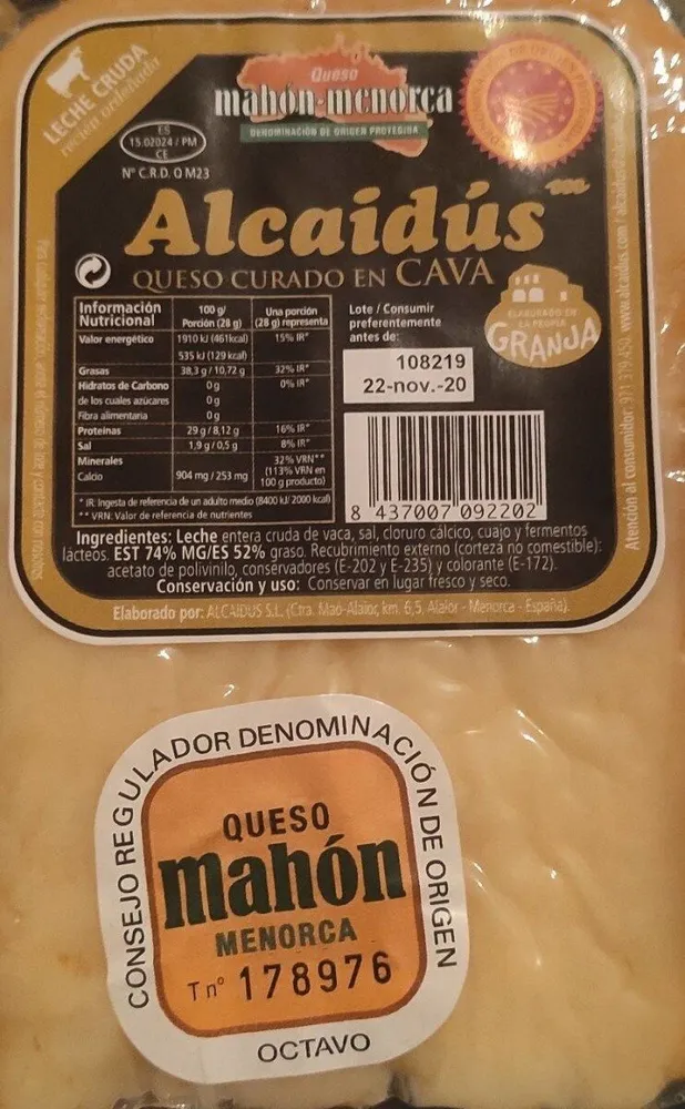 Queso curado en cava Mahonés