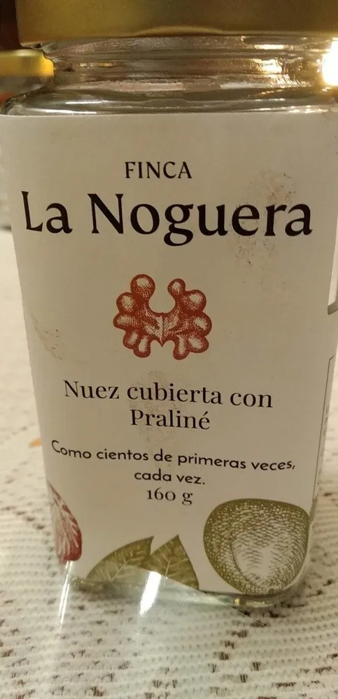 Nuez cubierta con praliné