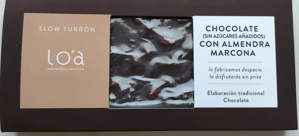 Turrón de chocolate con almendra marcona