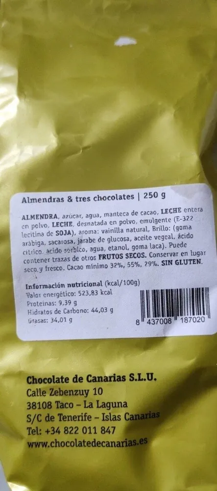 Almendras y tres chocolates