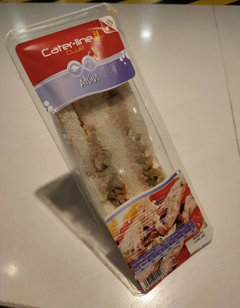 Sandwich de atún Cater-line