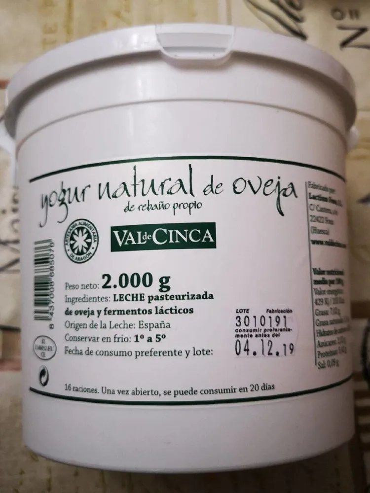 Yogurt natural de oveja