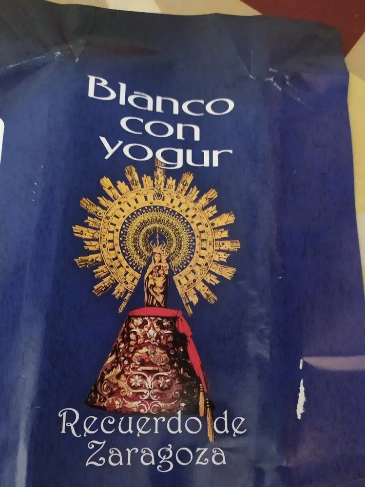 Chocolate blanco con yogur