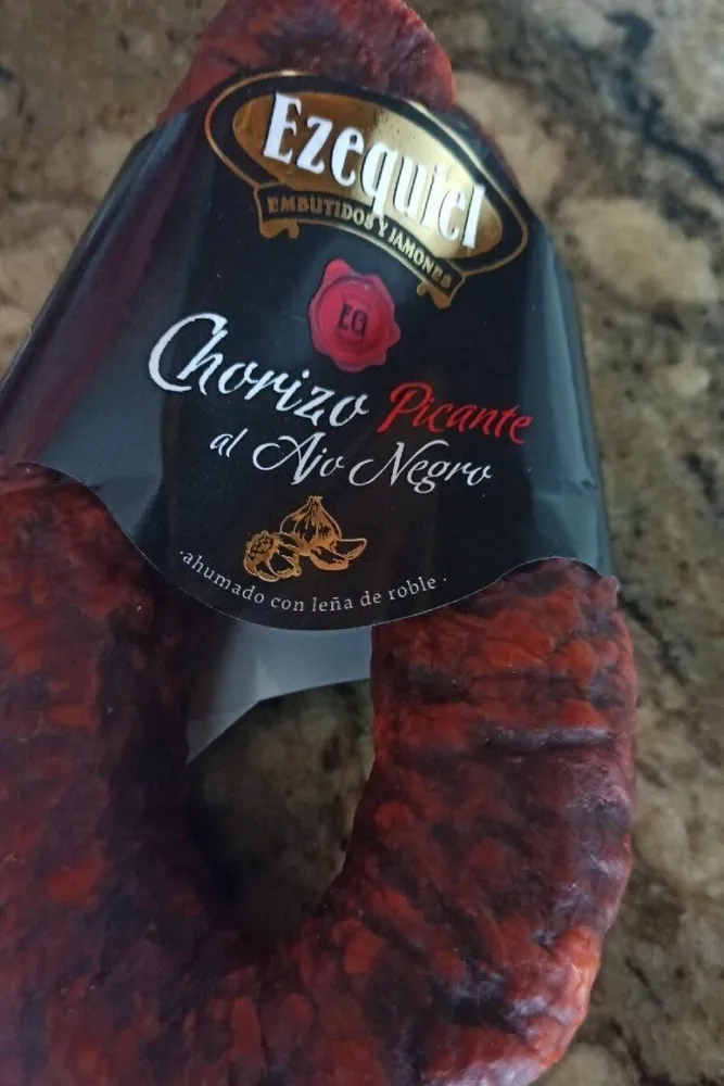 Chorizo picante al ajo negro
