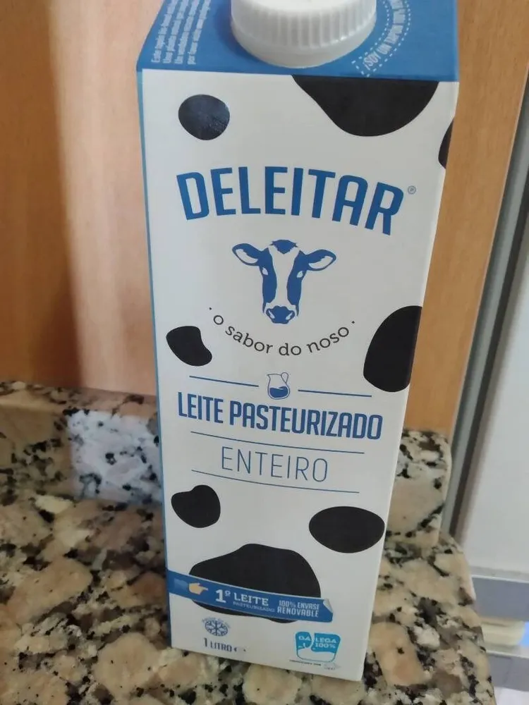 Deleitar leche pasteurizado enteiro