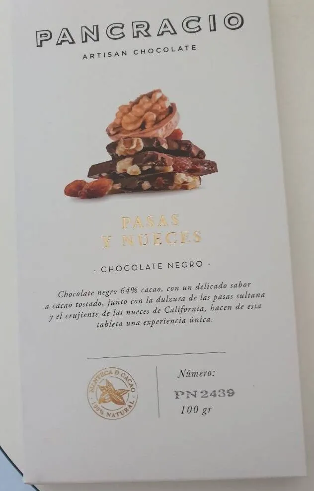 Chocolate negro con pasas y nueces
