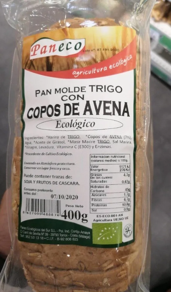 Pan de molde de trigo con copos de avena