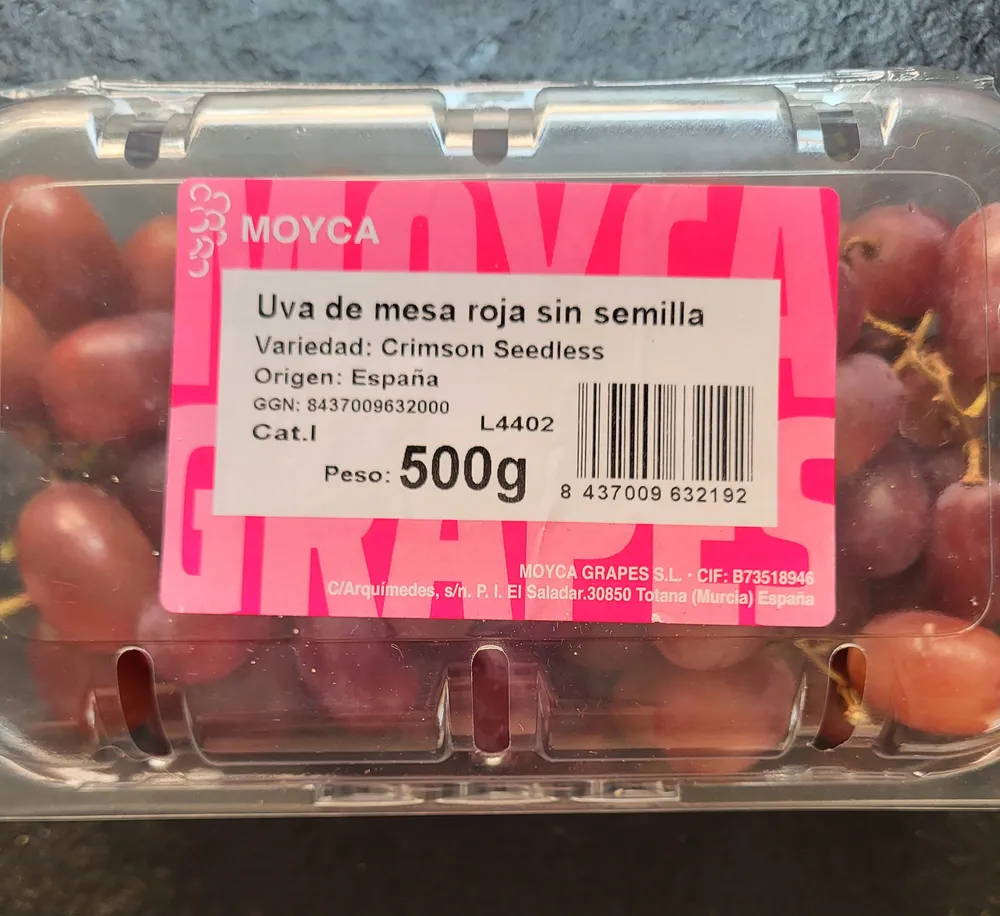 Uvas de mesa roja sin semilla