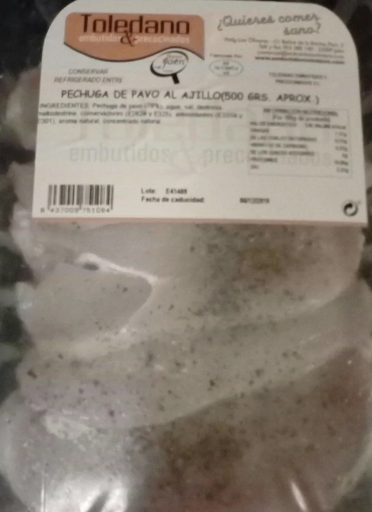 Pechuga de pavo al ajillo