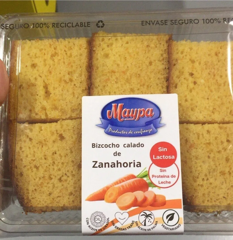 Bizcocho calado de zanahoria