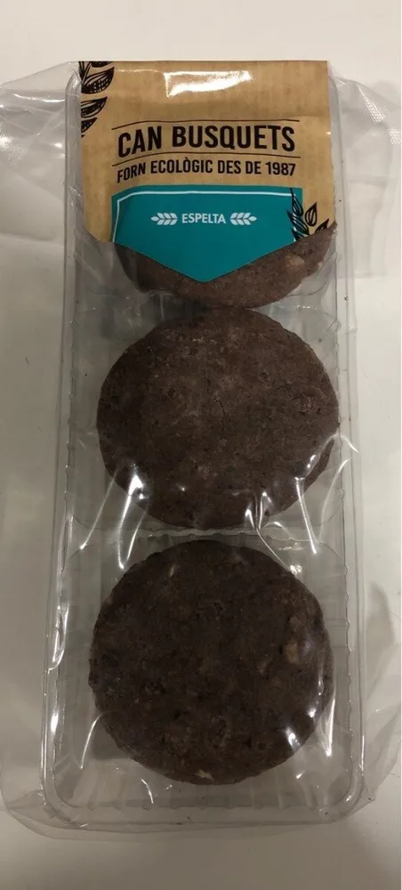 Galetes d'espelta xocolata i avellanes