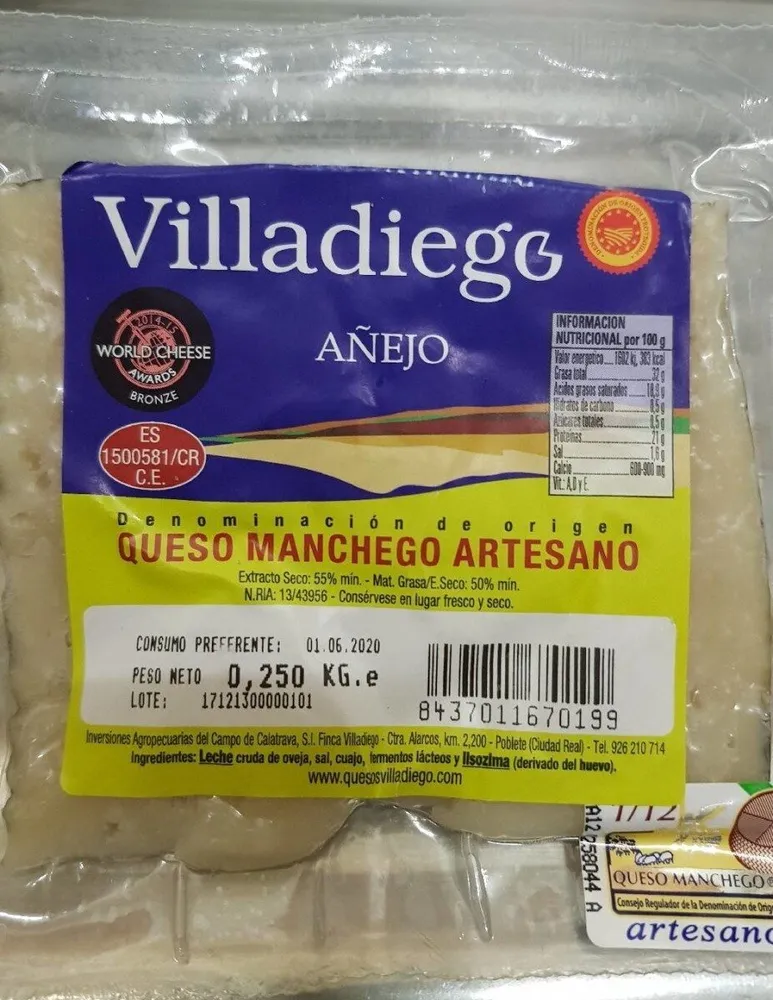 Queso añejo manchego artesano