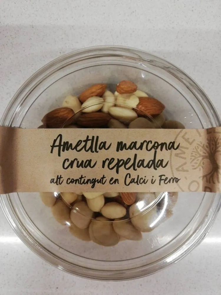 Ametlla marcona crua repelada