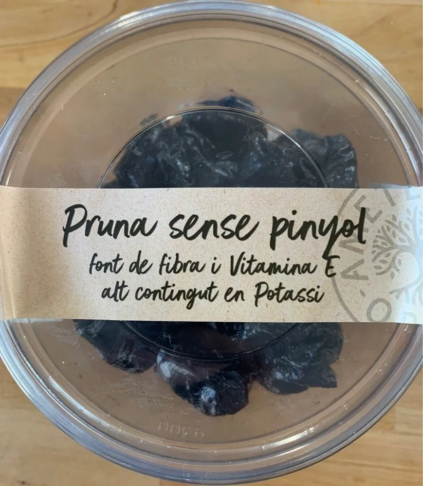 Pruna sense pinyol