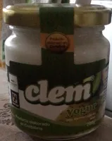 Yogur con mermelada de kiwi