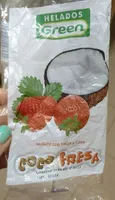 Helado con fresa y coco