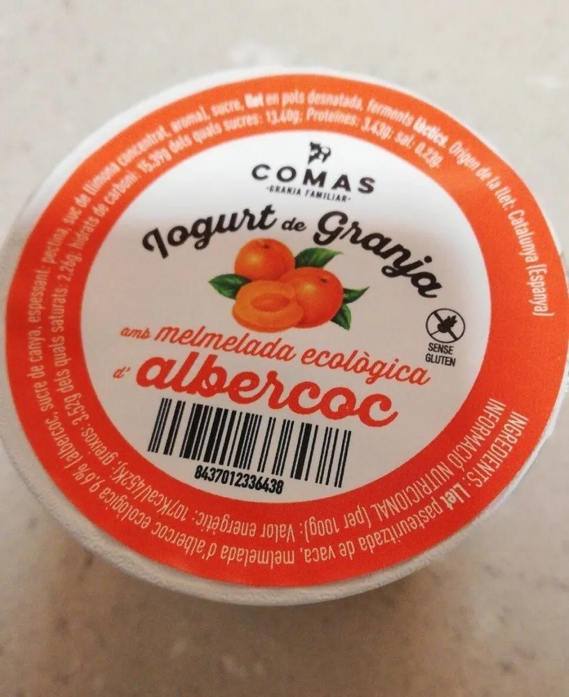 Iogurt Comas con mermelada de albaricoque