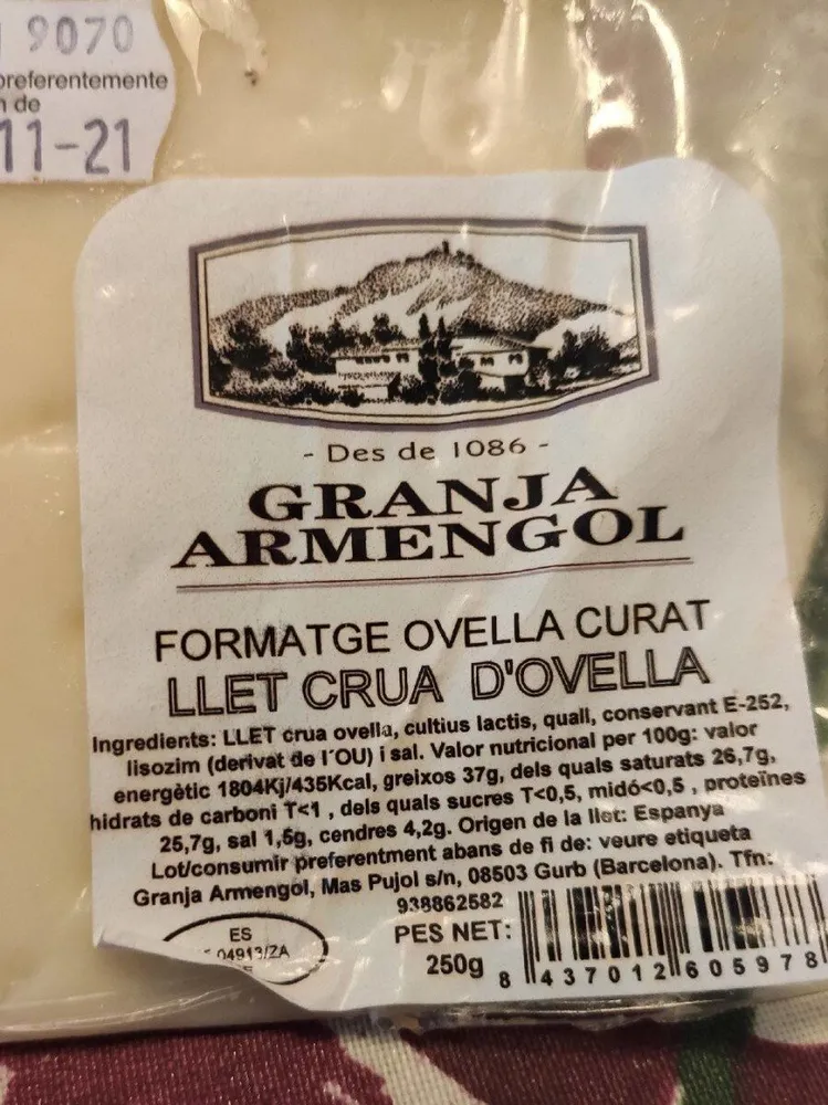 Formatge ovella curat