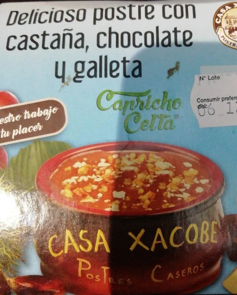 Delicioso postre con castaña,chocolate y galleta