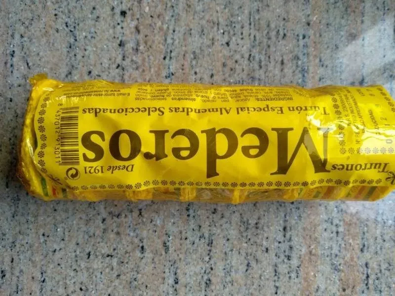 Turrón duro especial de almendras seleccionadas