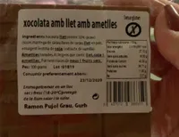 Chocolate con leche y almendras