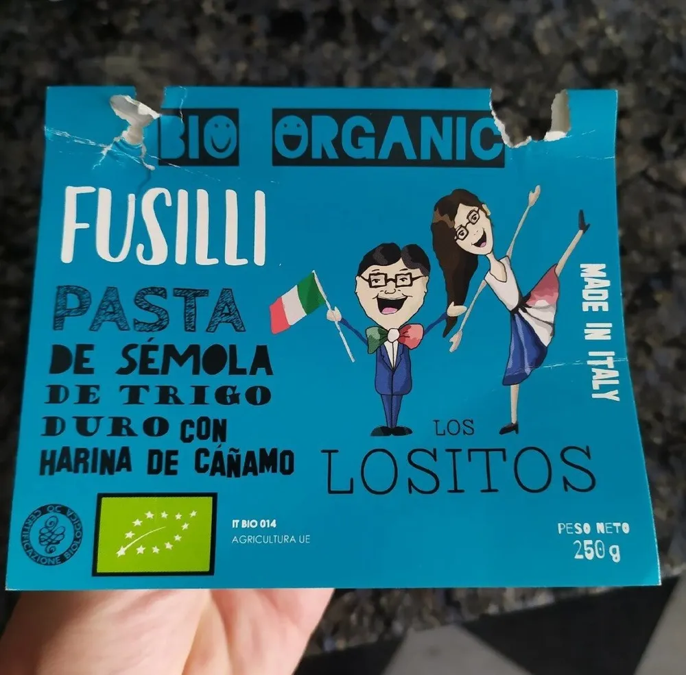 Pasta de sémola de trigo duro con harina de cáñamo