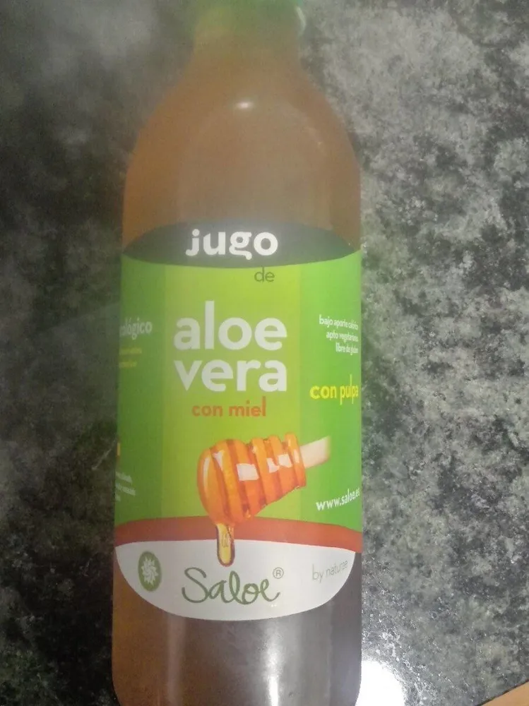 Jugo de aloe vera con miel