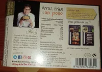 Arroz frito con pollo