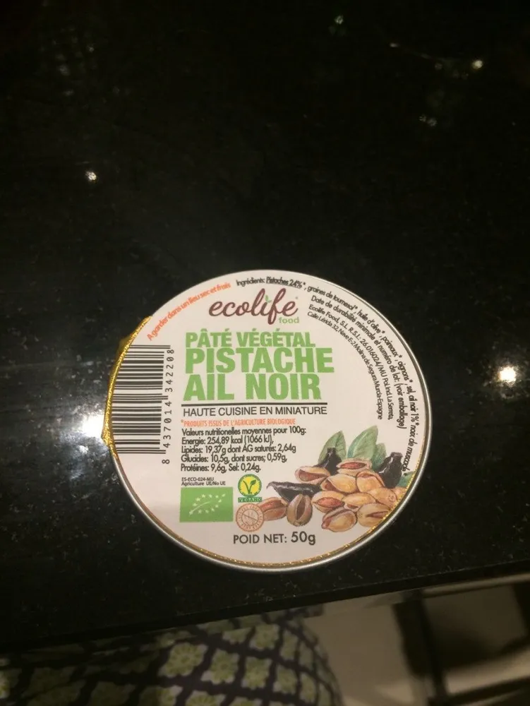 Pâté végétal pistache ail noir