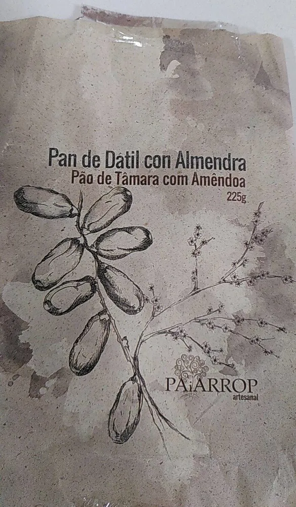 Pan de dátil con almendra