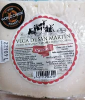 Queso artesano de leche cruda de cabra curado