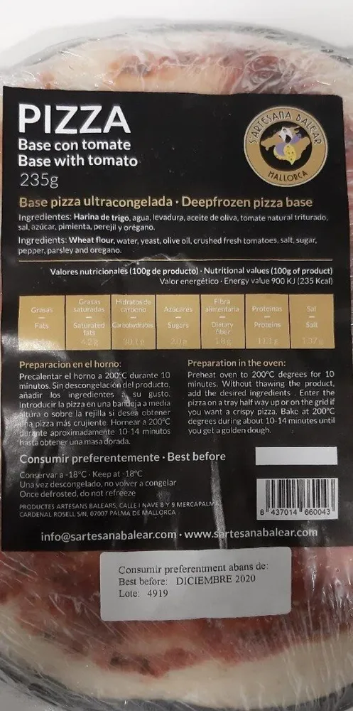Base con tomate pizza