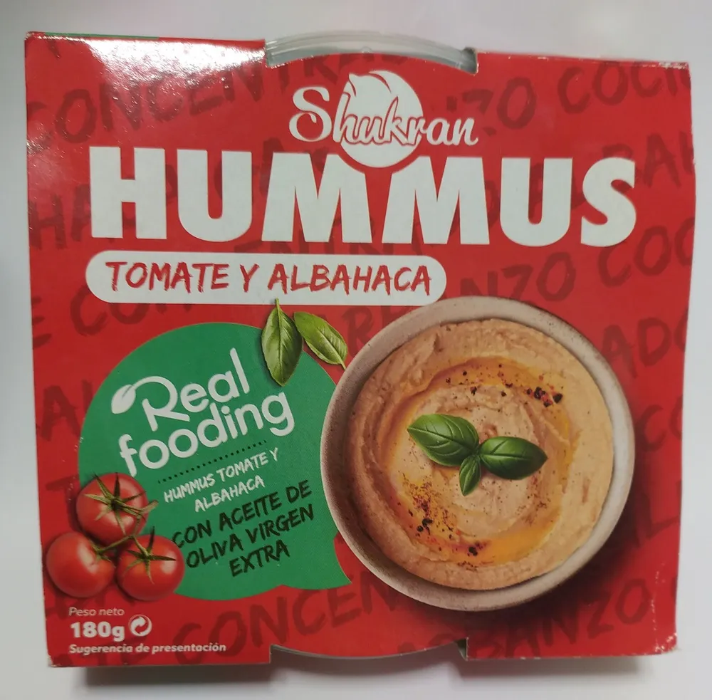 Hummus tomate y albahaca