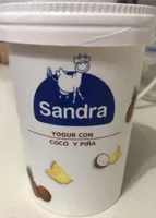 Yogur con coco y piña