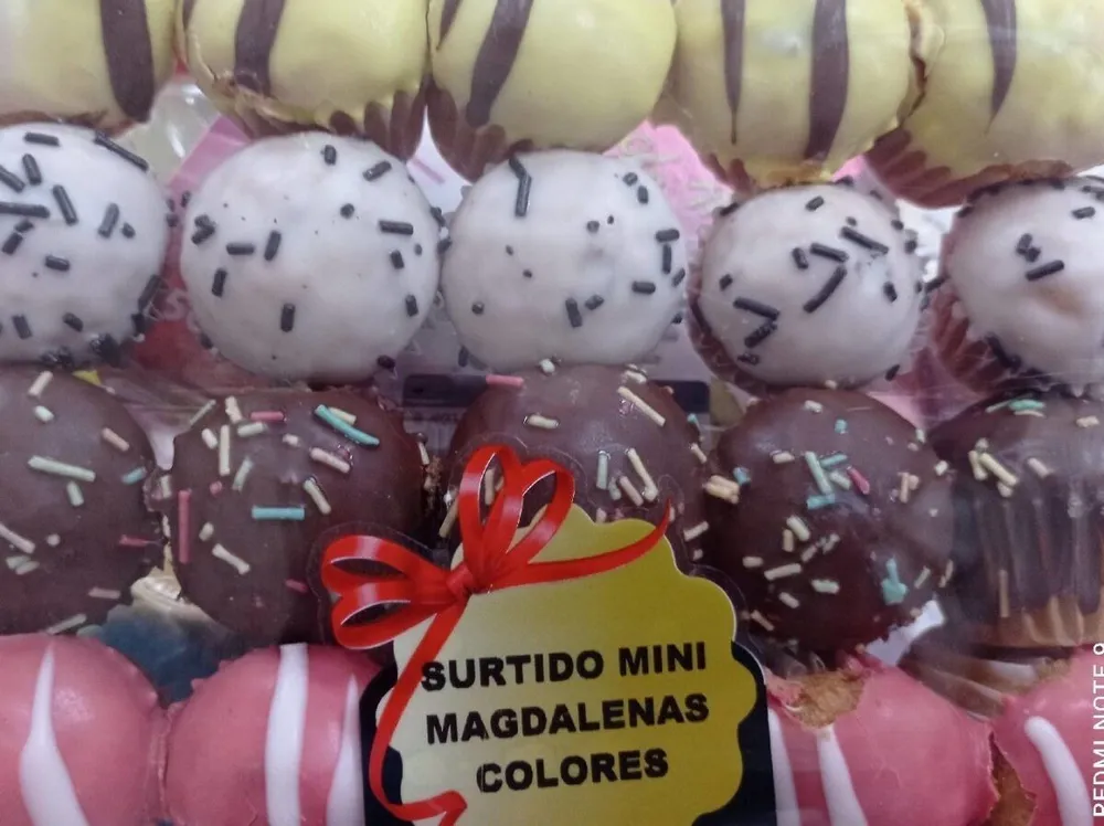 Surtido mini magdalenas colores