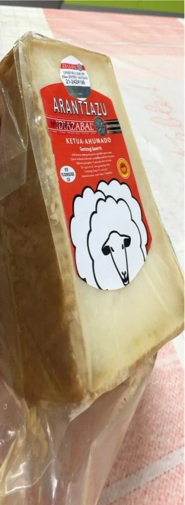 Arantzazu gazta ketua(queso arantzazu ahumado)