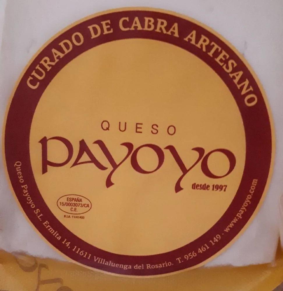 Queso curado de cabra artrsano