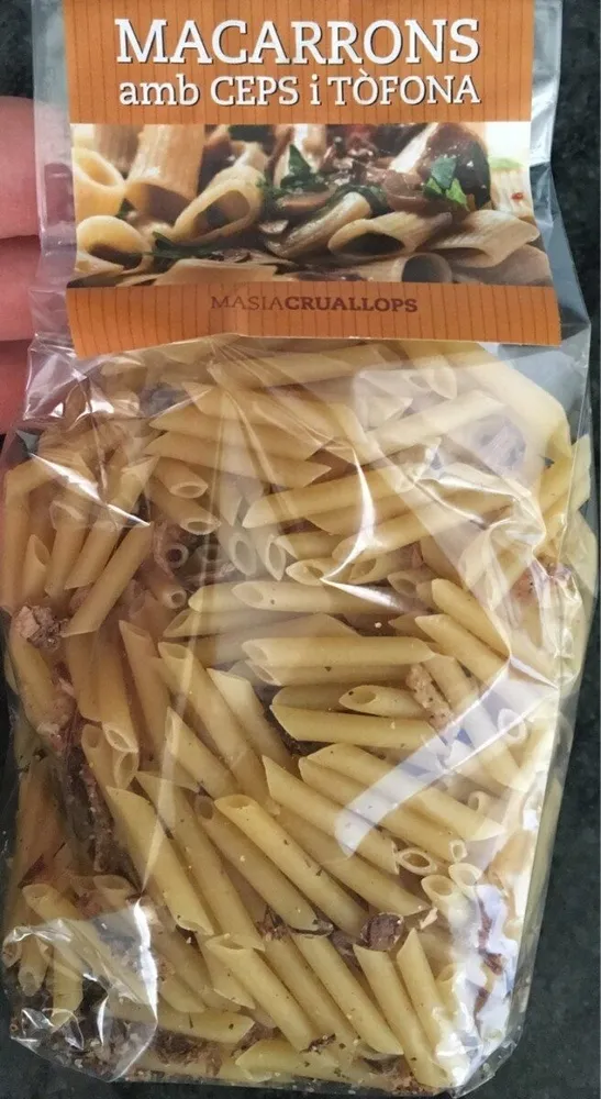 Macarrons amb ceps i tòfona