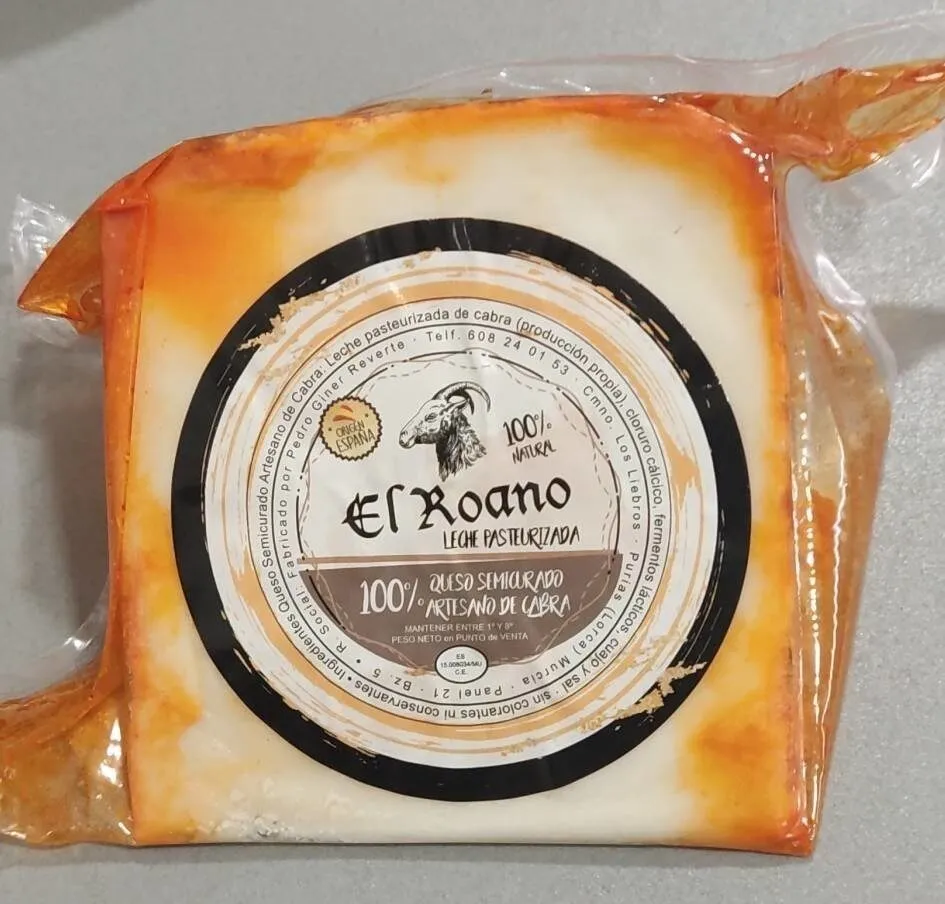 Queso semicurado al pimentón