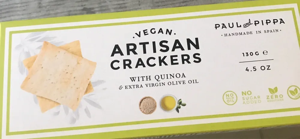 Vegan Traditional Crackers with quinoa and olive oil