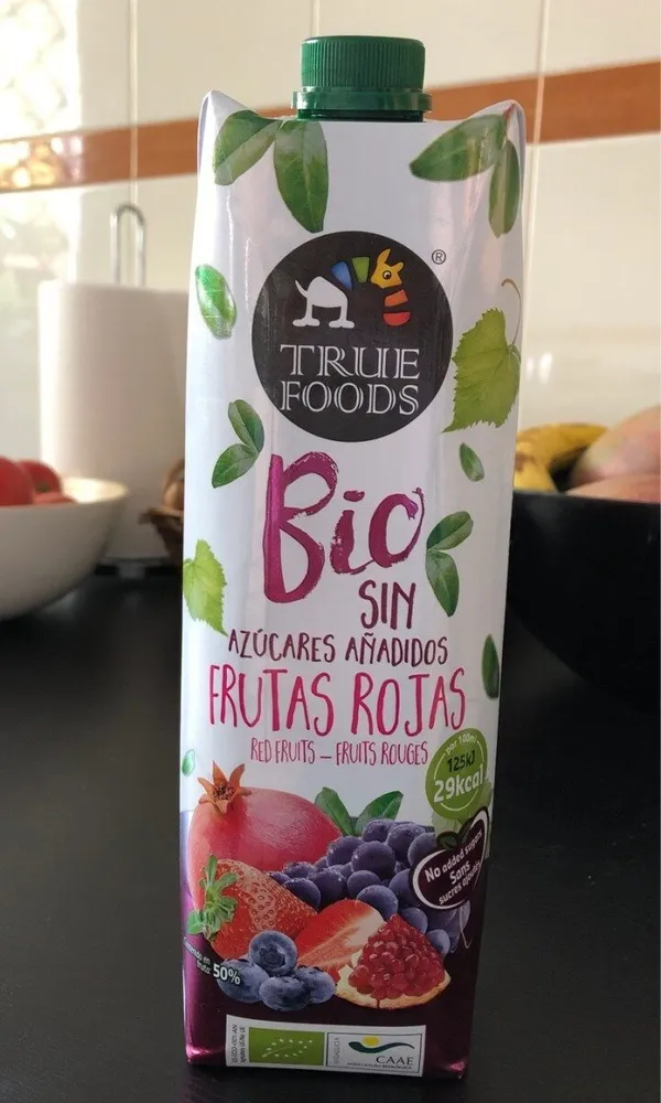 Bebida de frutas rojas
