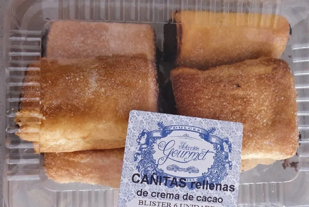 Cañitas rellenas de cacao